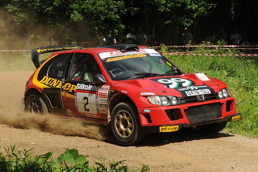 Burton and Rogerson on the Dukeries rally