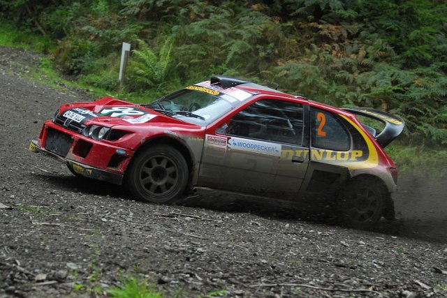Andrew Burton and Shelley Rogerson at the Woodpecker Stages Rally